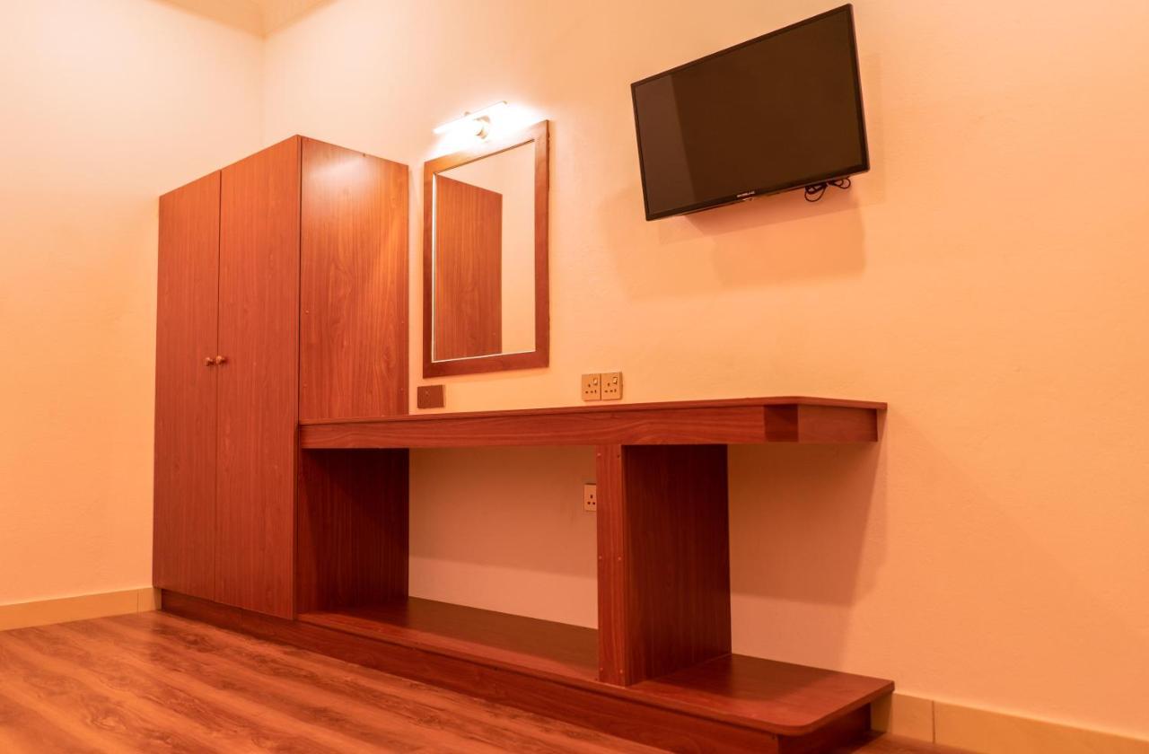 Feridhoo Inn Екстериор снимка